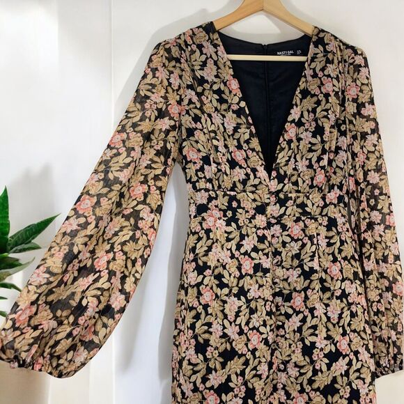 Nasty Gal Nothing Bud Love Button Front Floral Mini Dress - Picture 7 of 10